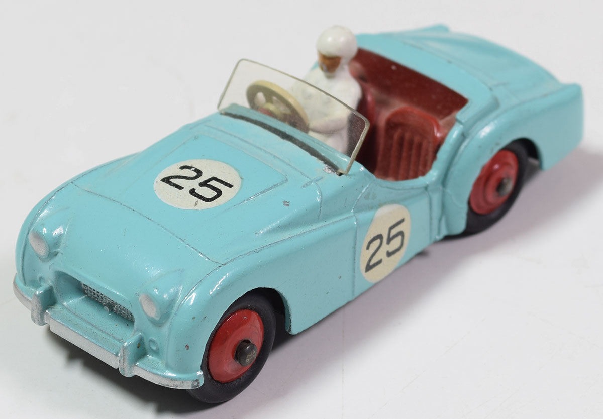 dinky triumph tr2