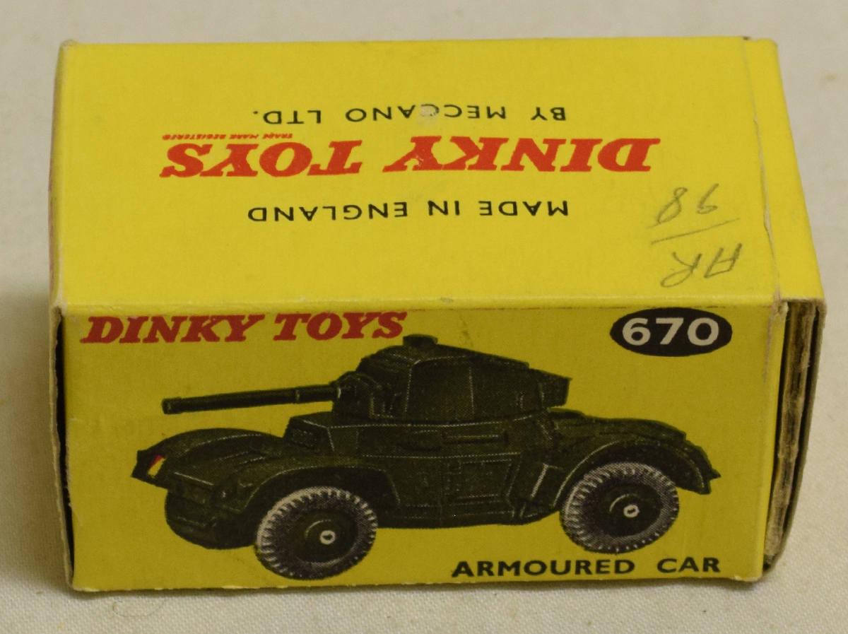 dinky toys armoured car 670