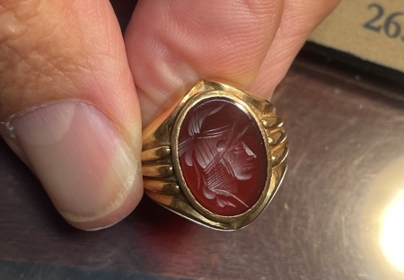 Jewelry CARNELIAN INTAGLIO IN 18 KT GOLD MAN’S RING, 15.3 GRAMS; INTAGLIO IS EXCELLENT!