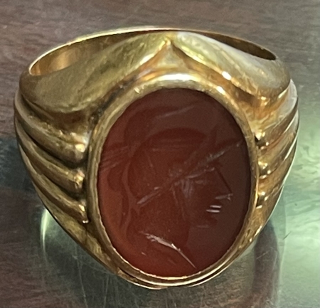 Jewelry CARNELIAN INTAGLIO IN 18 KT GOLD MAN’S RING, 15.3 GRAMS; INTAGLIO IS EXCELLENT!