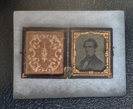 Civil War & Hard Times JEFFERSON DAVIS TINTYPE ca 1861-62, HOUSED IN A PRESERVER UNDER GLASS!